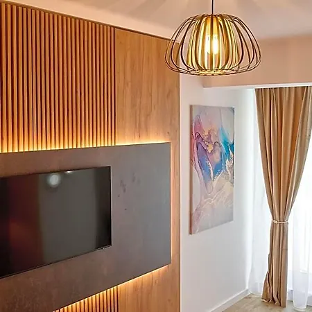 La By Infinity & Hotel Constanta