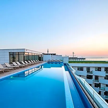 La By Infinity & 3* Constanta